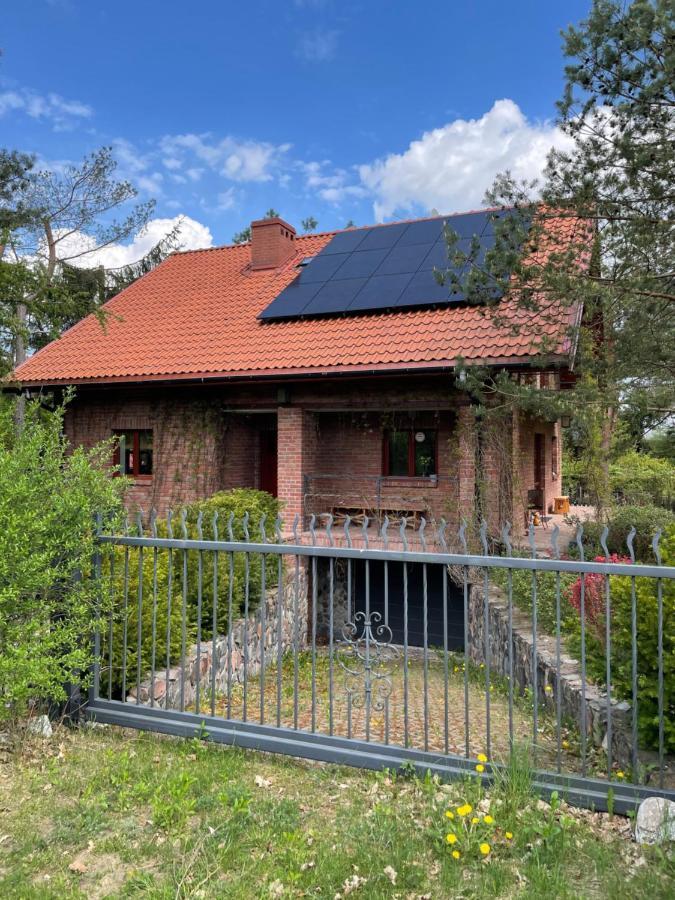 Villa Dom Pod Glogami à Szczytno  Extérieur photo