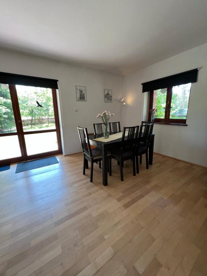 Villa Dom Pod Glogami à Szczytno  Extérieur photo