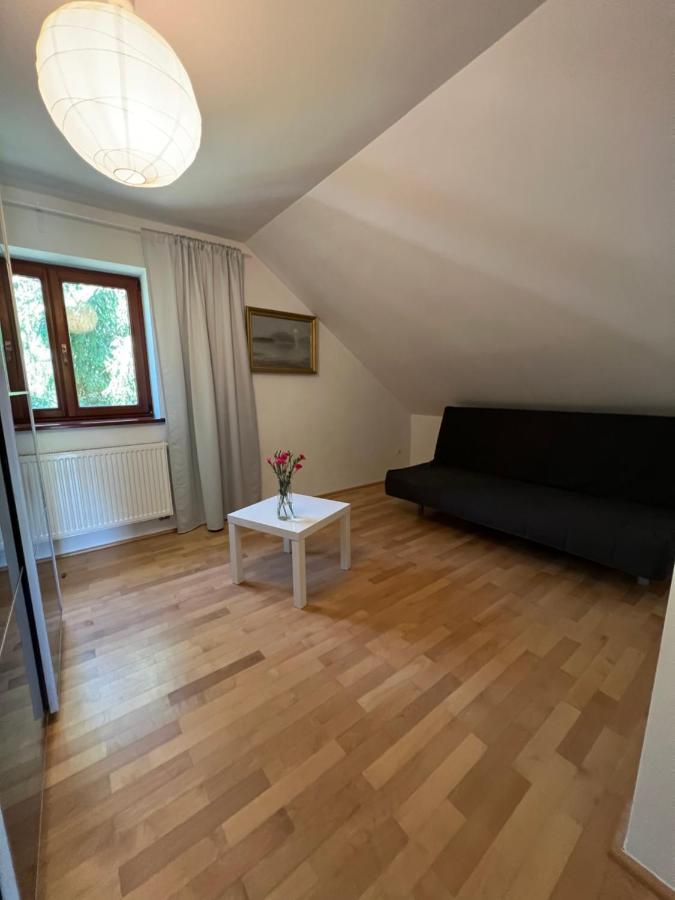 Villa Dom Pod Glogami à Szczytno  Extérieur photo