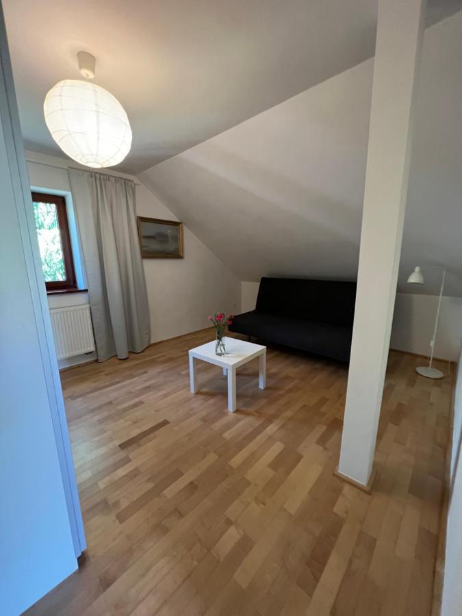 Villa Dom Pod Glogami à Szczytno  Extérieur photo