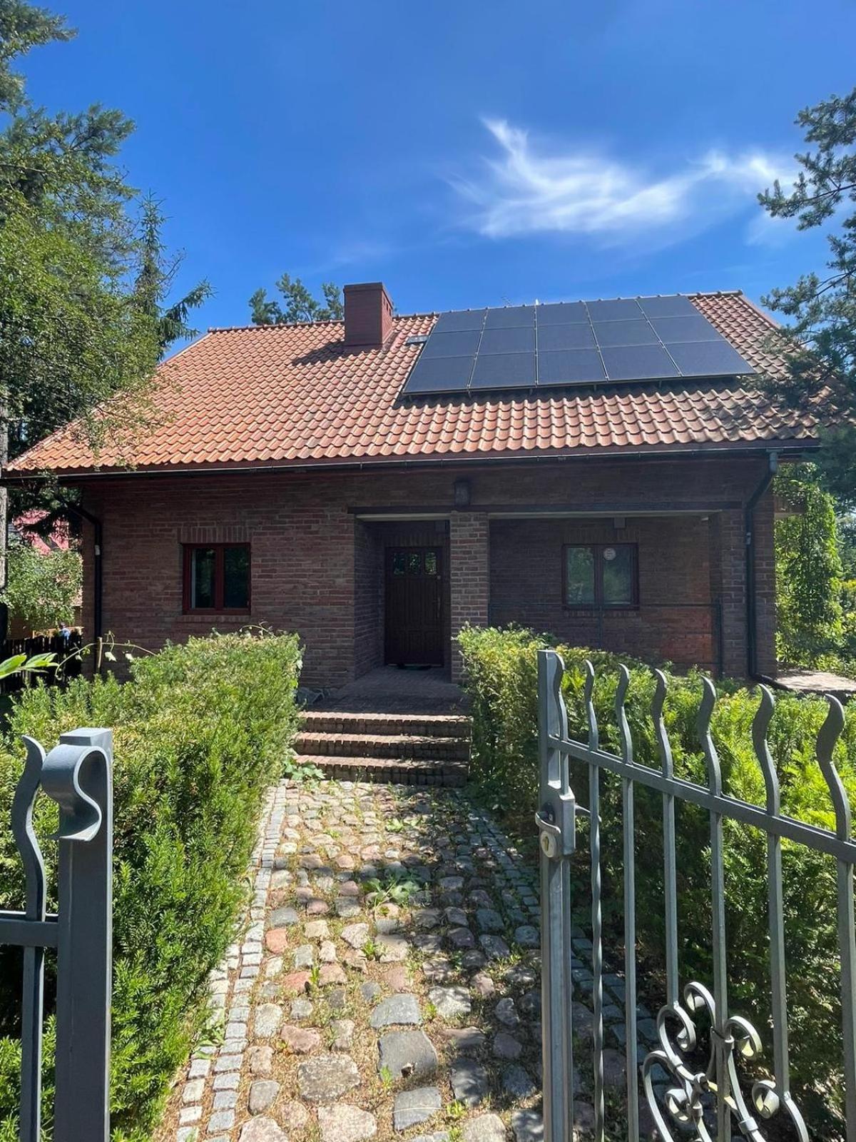 Villa Dom Pod Glogami à Szczytno  Extérieur photo
