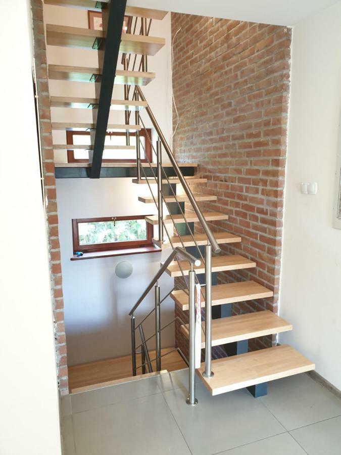 Villa Dom Pod Glogami à Szczytno  Extérieur photo